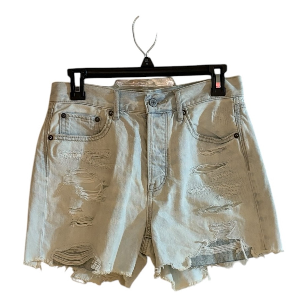 NWOT AMERICAN EAGLE 90s Boyfriend Shorts Sz L Light Wash Ripped #32397